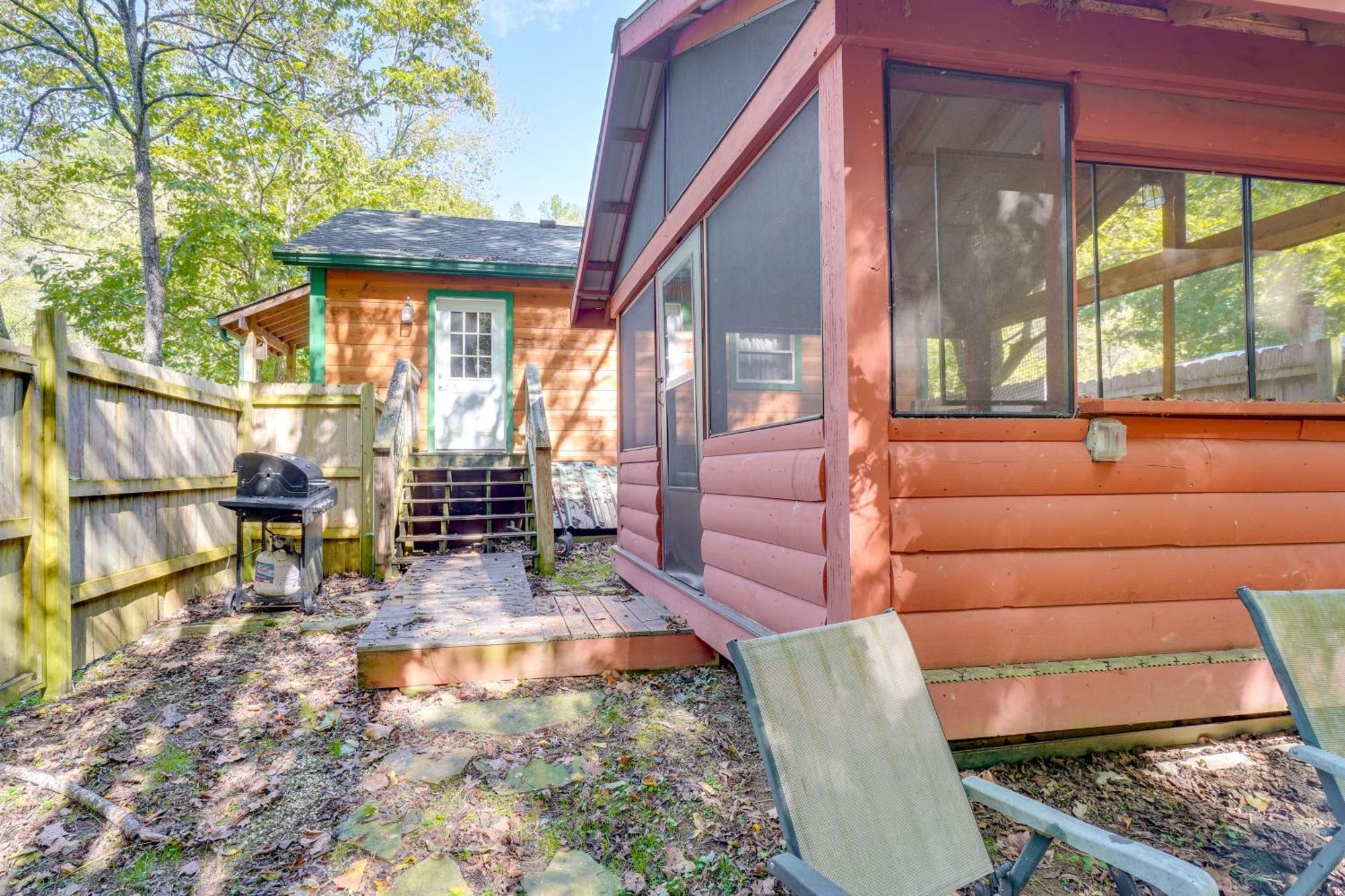 Just Fur Relaxin Sevierville Cabin With Hot Tub! Extérieur photo