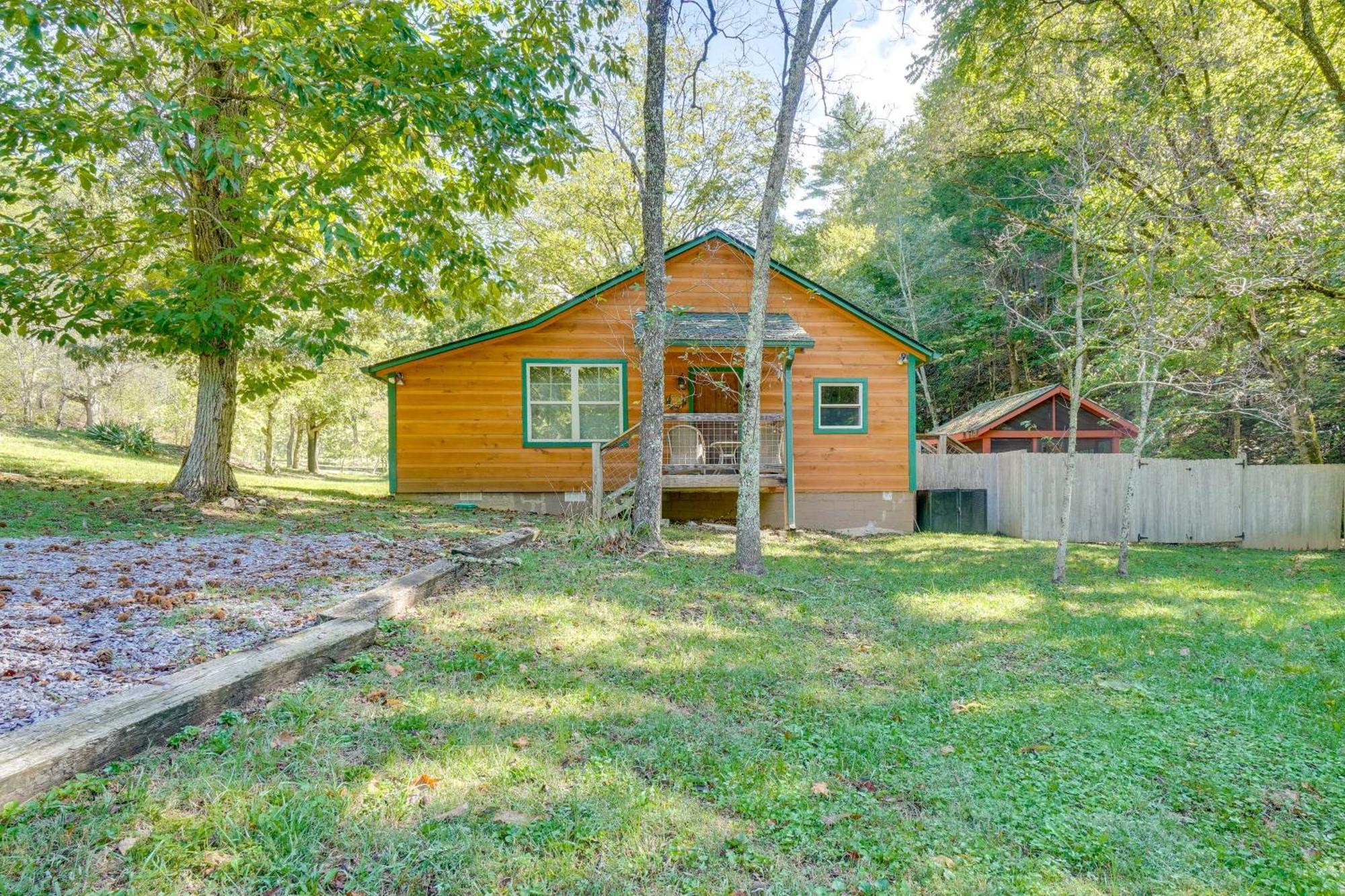 Just Fur Relaxin Sevierville Cabin With Hot Tub! Extérieur photo