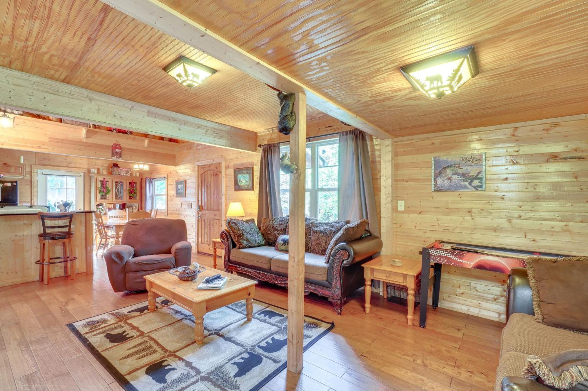 Just Fur Relaxin Sevierville Cabin With Hot Tub! Extérieur photo